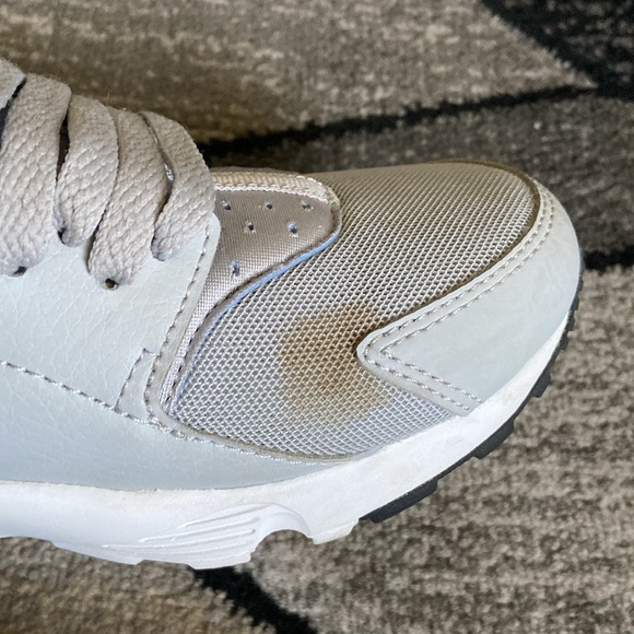 Nike huarache run size 6y - Picture 12 of 12